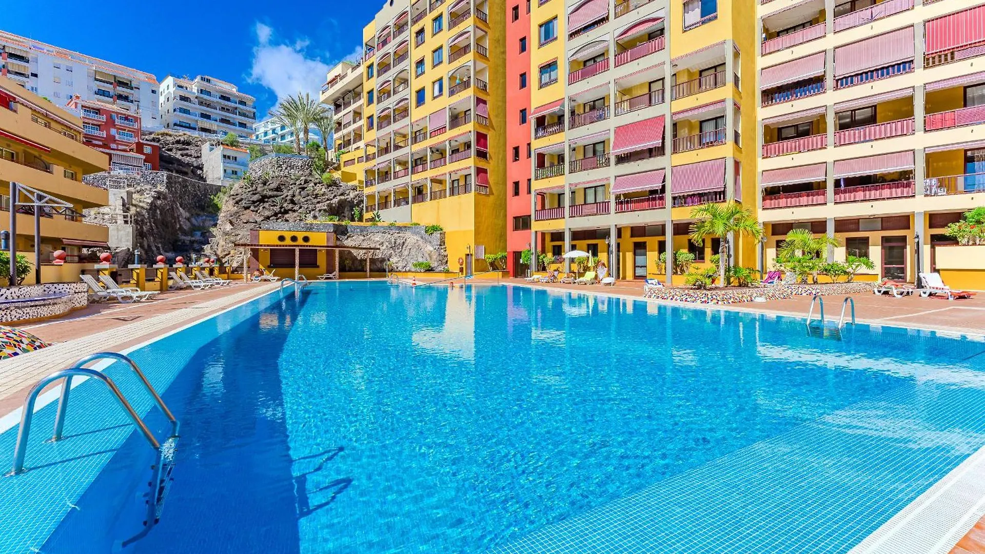 Olivia Sunset Holiday Home Puerto de Santiago  Apartment